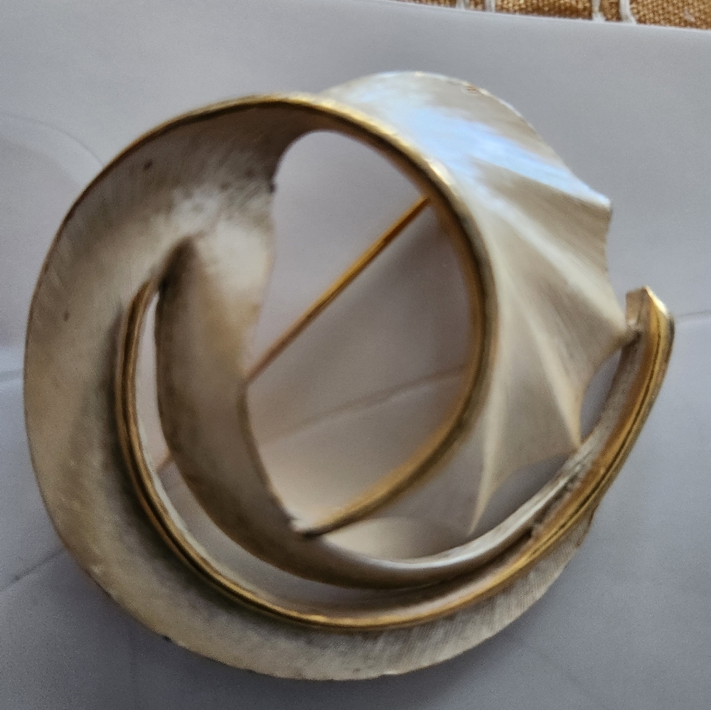 Brooch